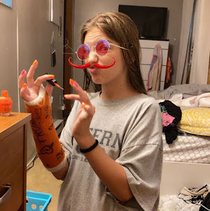 Meet your Posher, Lyndi